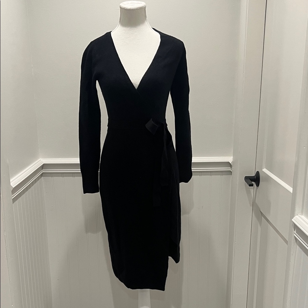 NWT Abercrombie & Fitch Elegant Black Wrap Dress